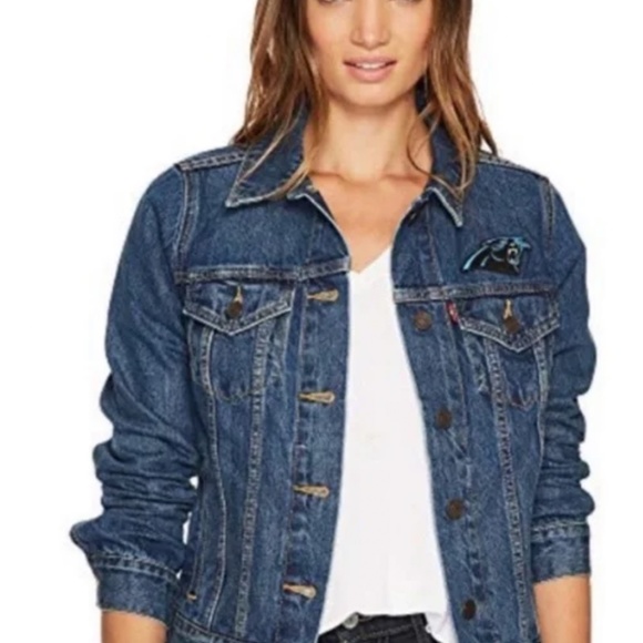 Carolina Panthers Levi's Denim Jacket Small Women’s Blue Embroidered NFL - Picture 2 of 6